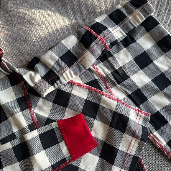 Hanna Andersson Kids Checkered Christmas Pajama Set - Picture 4 of 5
